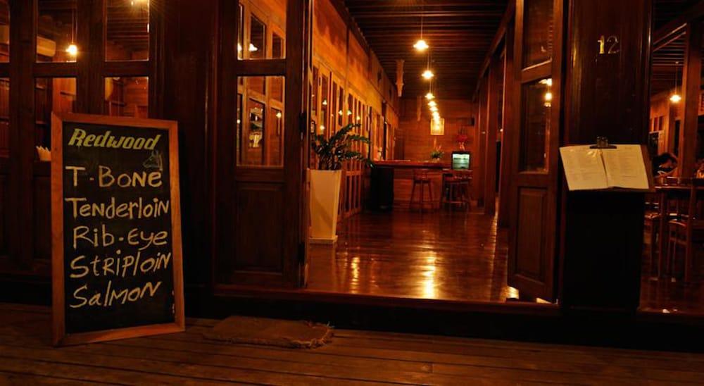 Riverhouse-The Teak House Mae Sariang Eksteriør bilde