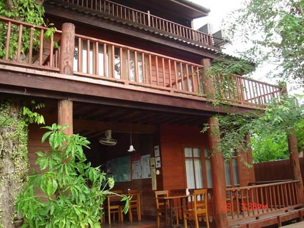 Riverhouse-The Teak House Mae Sariang Eksteriør bilde